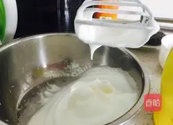 Illustration of how to make colorful cake rolls 7