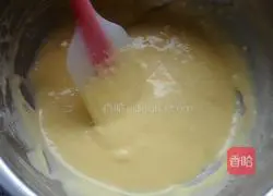 Strawberry Jam Cake Roll Recipe Illustration 4