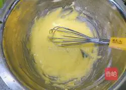 Illustration of how to make six-inch chiffon cake 4