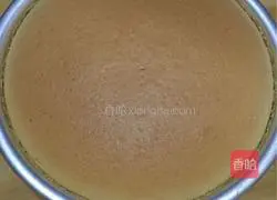 Illustration of how to make chiffon cake 23