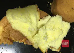 Chiffon Cake ~ Easy Cake Recipe Illustration 8