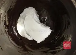 Six-Inch Cocoa Chiffon Cake recipe illustration 10