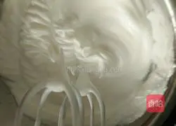 Illustration of how to make chiffon cake 6