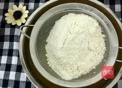 Orange Cake Roll Recipe Illustration 4