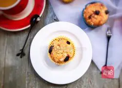 Illustration of how to make dried fruit yogurt muffin 19