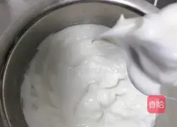 Chiffon Cake Recipe Illustration 7