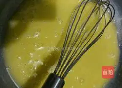 Illustration of how to make raisin cake roll 4