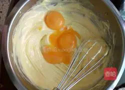 Illustration of how to make coconut biscuits 3