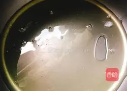 Honey Bean Custard Sauce Cake Roll Recipe Illustration 2