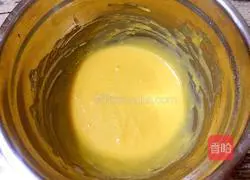 Raisin Cake Roll Recipe Illustration 5