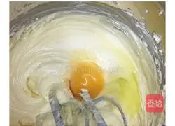Illustration of how to make light cheesecake 3