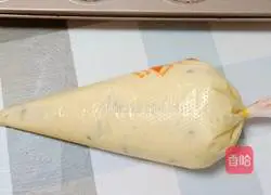 Cranberry Muffin Cake Recipe Illustration 12