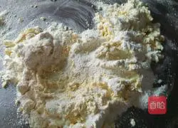 Illustration of how to make coconut pancakes 3