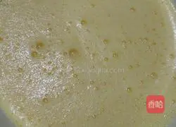 Illustration of how to make chiffon cake 3