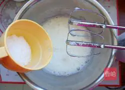 Blueberry Coconut Cake Roll Recipe Illustration 6