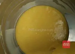 Illustration of how to make original chiffon cake 4