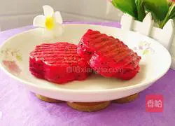 Illustration of how to make dragon fruit milk pancakes (flower shape) 18