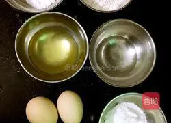 Eight-inch chiffon cake Illustration of how to do it 1