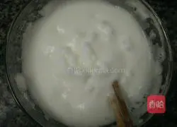 Illustration of how to make eight-inch strawberry chiffon cake 6