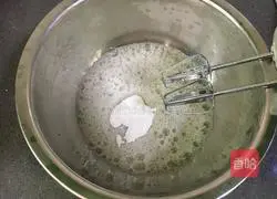 Chiffon cake---eight-inch recipe illustration 5