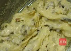 Illustration of how to make raisin cookies 4