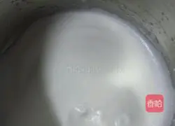 Illustration of how to make chiffon cupcakes 7