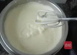 Illustration of how to make cream cupcakes 3