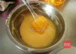 Illustration of how to make 6-inch chiffon cake 6