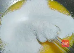 Spotted Cake Illustration of how to make a roll 5