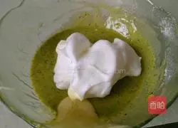 Illustration of how to make cake rolls 12