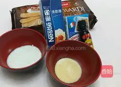 Illustration of how to make 8-inch tiramisu 1