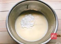 Illustration of how to make banana waffles 6