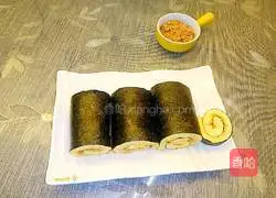 Illustration of how to make meat floss and seaweed cake rolls 20