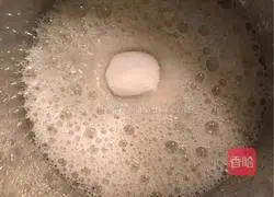 Illustration of how to make eight-inch chiffon cake 9