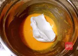 Carrot chiffon cake (eight-inch) recipe illustration 9