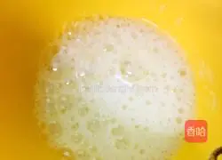 Illustration of how to make eight-inch chiffon cake 5