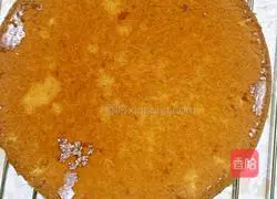 Illustration of how to make eight-inch chiffon cake 11