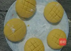 Illustration of how to make pumpkin cake 7