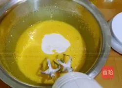 How to make 8-inch yogurt chiffon cake Illustration 8