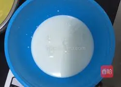 Illustration of how to make cream cake 2