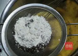 Chocolate Cream Cake Roll Recipe Illustration 2