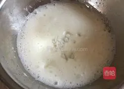 Illustration of how to make orange cake roll 8