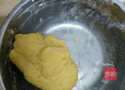 Illustration of how to make pumpkin cake 4
