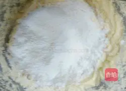 Raisin Pound Cake Recipe Illustration 4