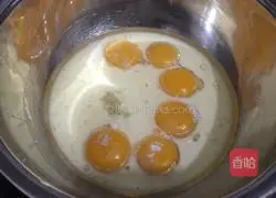 Illustration of how to make rice cooker chiffon cake 3