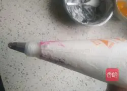 Illustration of how to make meringue 6