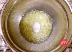 Illustration of how to make eight-inch cocoa chiffon cake 7