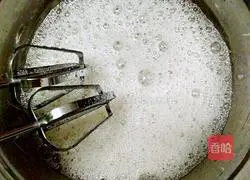 Illustration of how to make eight-inch chiffon cake 8