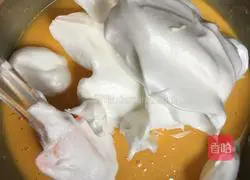 Illustration of how to make eight-inch chiffon cake 9