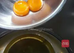 Illustration of how to make light cream chiffon cake 1